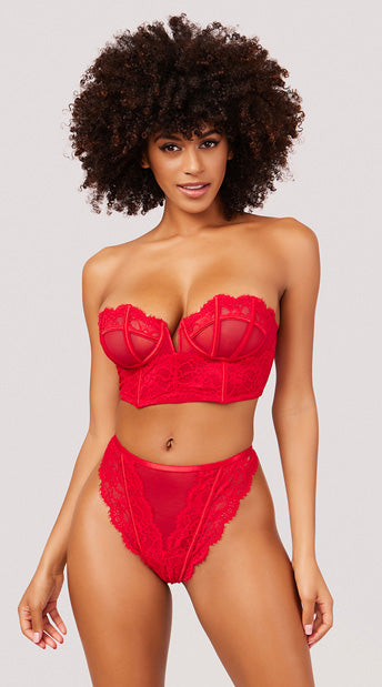 10 Classically Sexy Valentine’s Day Lingerie Styles