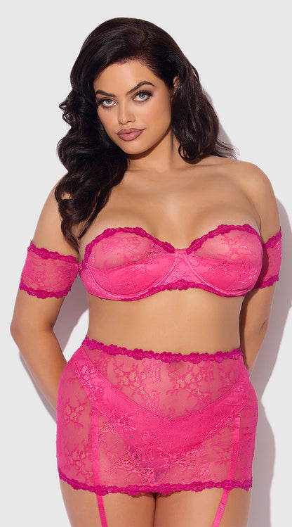 Plus Size Yvone Bra & Skirted Garter Panty Set